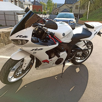Универсальные наклейки на пластики мотоцикла Yamaha «R6»