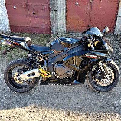 Комплект наклеек на мотоцикл Honda «CBR 1000RR Racing» 2006 года выпуска Наклейки на мотоцикл Honda CBR 1000RR 2006 года выпуска